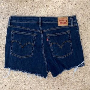 Levi jean shorts